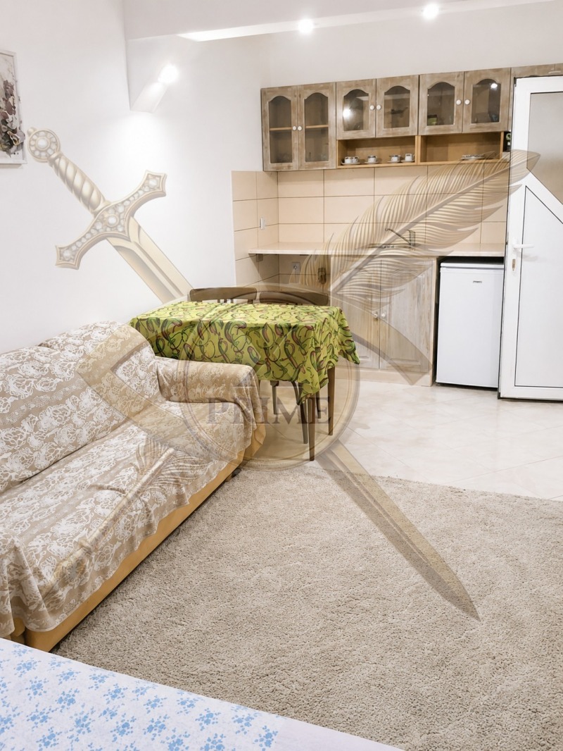 Под наем 1-СТАЕН, град Варна, Бриз • 200 € • 44372068 1 — Holmes.bg Под наем 1-СТАЕН, град Варна, Бриз • 200 € • 44372068 1