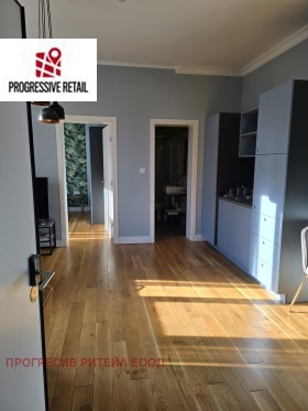 Обява Дава под наем ОФИС,град София, Докторски паметник