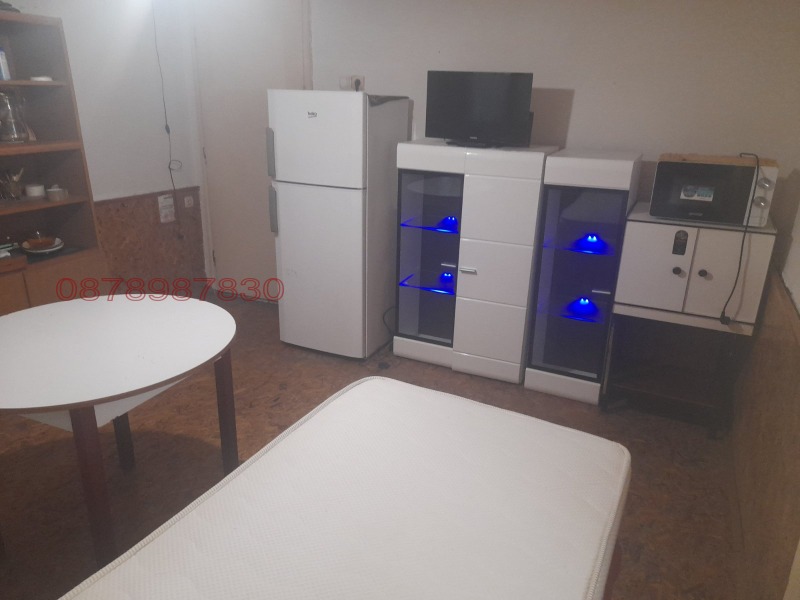 Под наем 1-СТАЕН, град Пловдив, Център • 270 € • 90690100 1 — Holmes.bg Под наем 1-СТАЕН, град Пловдив, Център • 270 € • 90690100 1