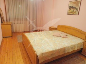 3-СТАЕН, 130 m2 - Holmes.bg 3-СТАЕН, 130 m2