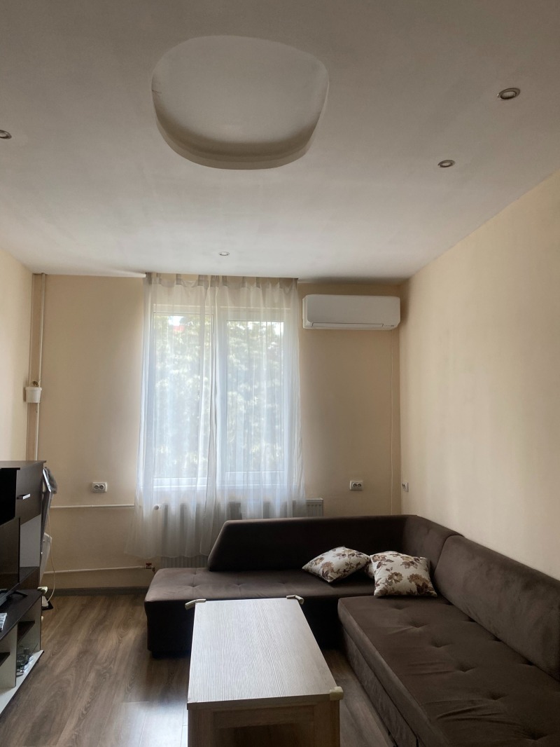 Под наем 2-СТАЕН, град Перник, Център • 400 € • 96321700 1 — Holmes.bg Под наем 2-СТАЕН, град Перник, Център • 400 € • 96321700 1