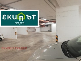 Дава под наем Гараж, Паркомясто, град Варна