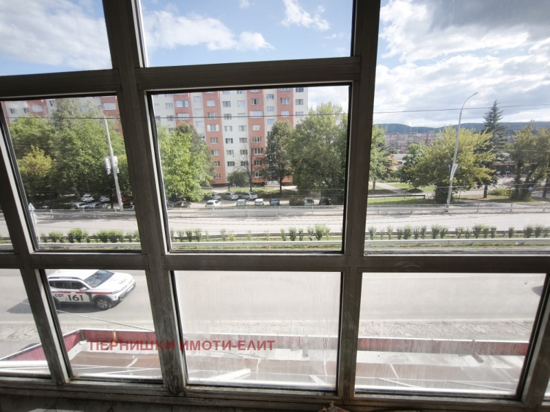 Под наем ОФИС, град Перник, Димова махала • 1000 € • 25473445 1 — Holmes.bg Под наем ОФИС, град Перник, Димова махала • 1000 € • 25473445 1