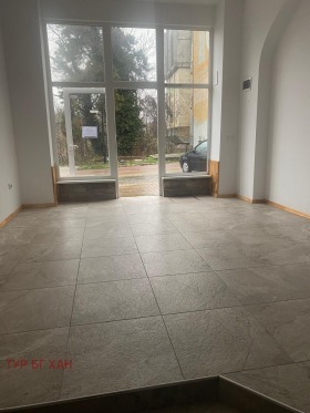 Обява Дава под наем МАГАЗИН,град Шумен, Център