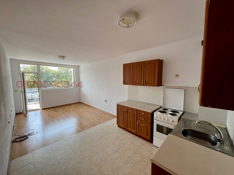 Под наем 3-СТАЕН, град Бургас, Лазур • 900 лв. / 460.16 € • 14884975 1 — Holmes.bg Под наем 3-СТАЕН, град Бургас, Лазур • 900 лв. / 460.16 € • 14884975 1