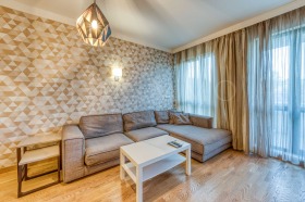 3-СТАЕН, 130 m2 - Holmes.bg 3-СТАЕН, 130 m2