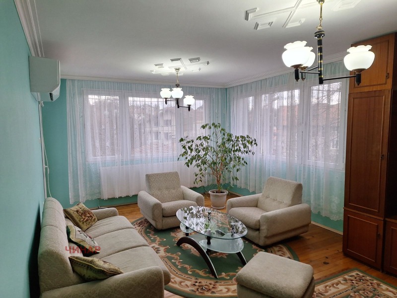 Под наем ЕТАЖ ОТ КЪЩА, град София, с. Владая • 550 € / 1075.71 лв. • 11469227 1 — Holmes.bg Под наем ЕТАЖ ОТ КЪЩА, град София, с. Владая • 550 € / 1075.71 лв. • 11469227 1