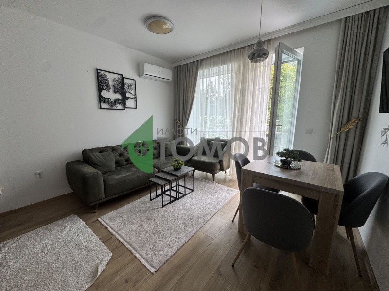 Под наем 2-СТАЕН, град Шумен, Пазара • 400 € • 35875456 1 — Holmes.bg Под наем 2-СТАЕН, град Шумен, Пазара • 400 € • 35875456 1
