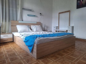 Обява Дава под наем 2-СТАЕН,град Пловдив, Център