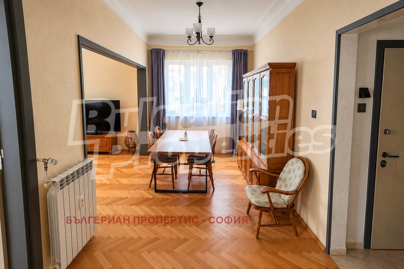 Под наем 2-СТАЕН, град София, Докторски паметник • 900 € • 58973979 1 — Holmes.bg Под наем 2-СТАЕН, град София, Докторски паметник • 900 € • 58973979 1