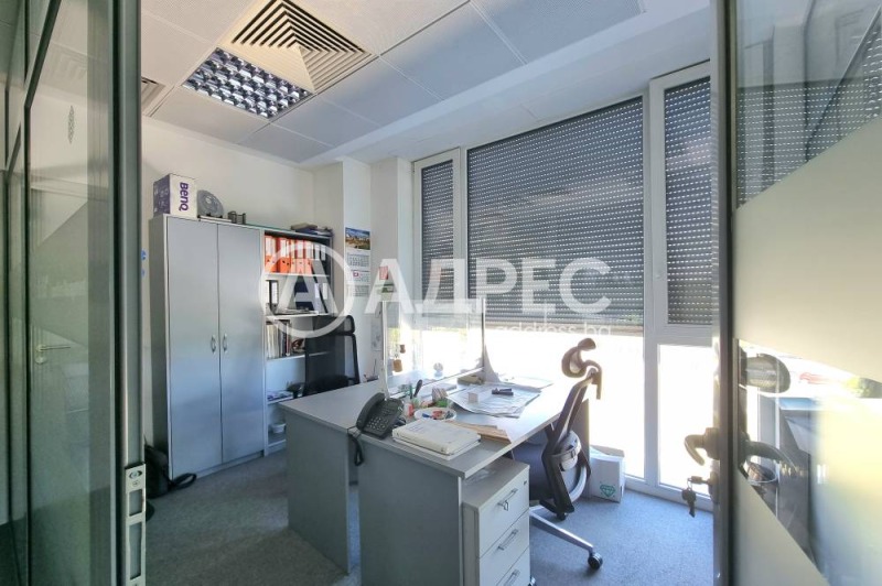 Под наем ОФИС, град София, Младост 4 • 7100 € / 13886.39 лв. • 81036776 1 — Holmes.bg Под наем ОФИС, град София, Младост 4 • 7100 € / 13886.39 лв. • 81036776 1