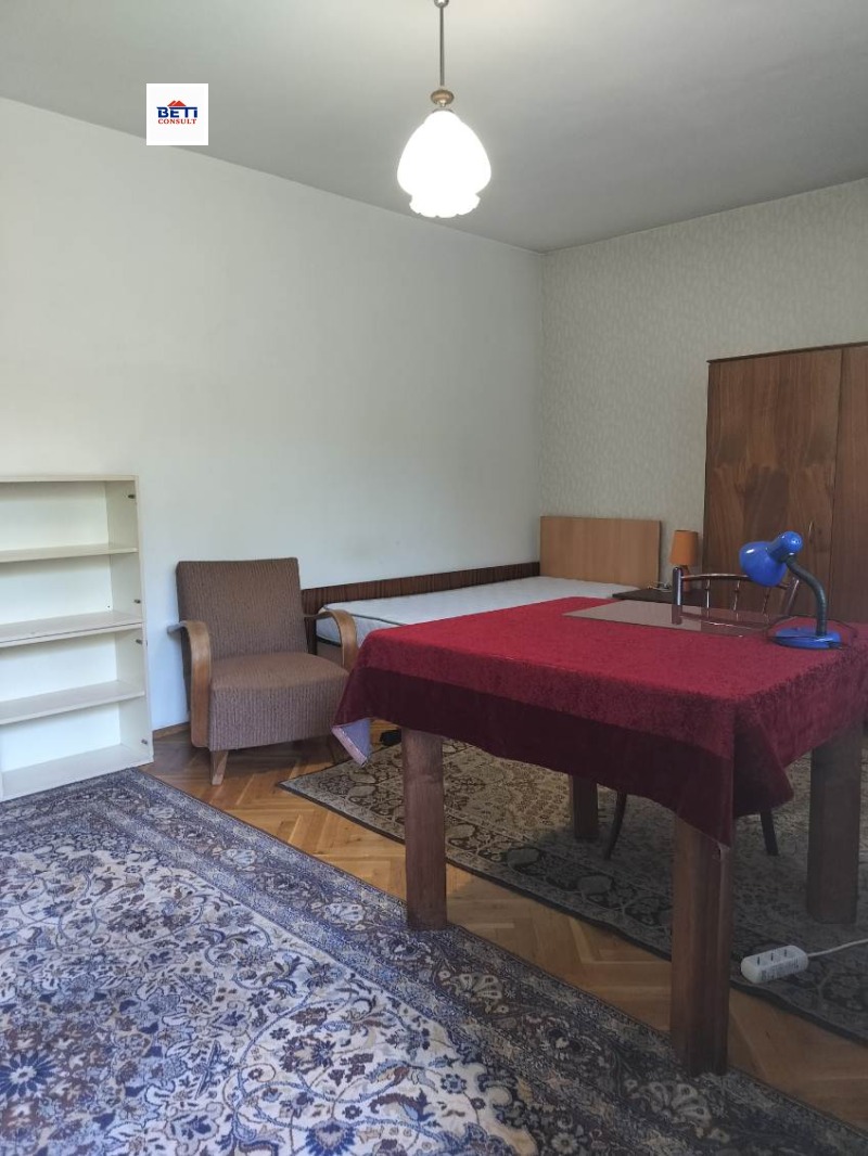 Под наем СТАЯ, град София, Оборище • 200 € • 96703281 1 — Holmes.bg Под наем СТАЯ, град София, Оборище • 200 € • 96703281 1