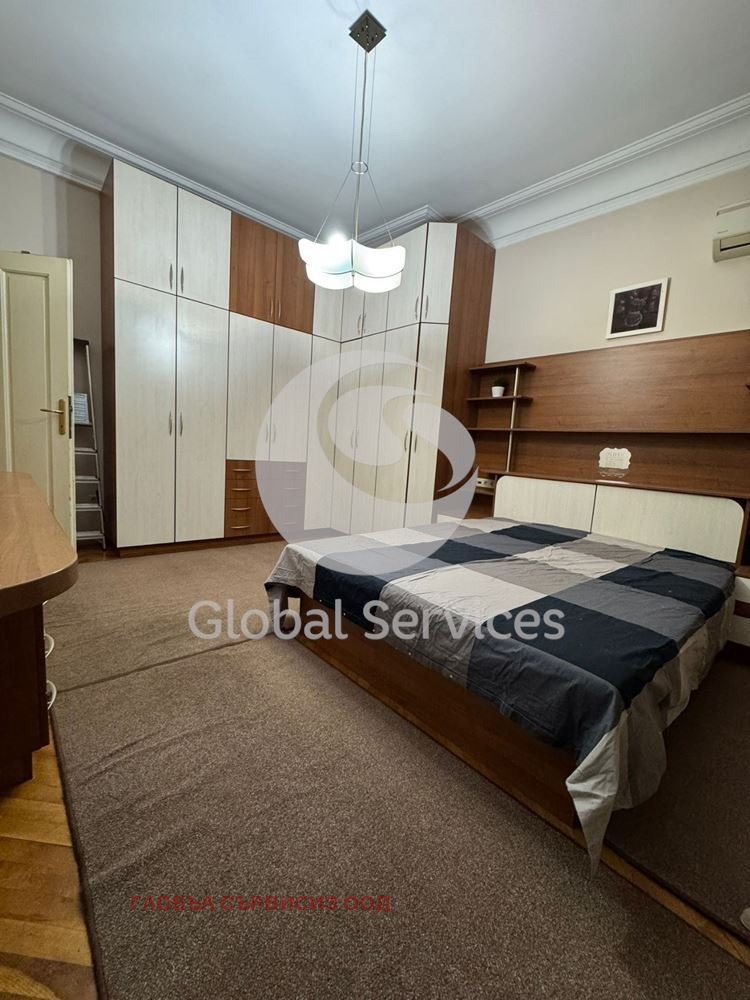 Под наем 4-СТАЕН, град София, Център • 1000 € / 1955.83 лв. • 10770930 1 — Holmes.bg Под наем 4-СТАЕН, град София, Център • 1000 € / 1955.83 лв. • 10770930 1