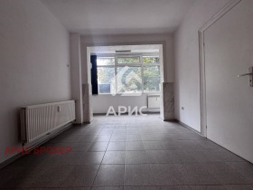 ОФИС, 70 m2 - Holmes.bg ОФИС, 70 m2