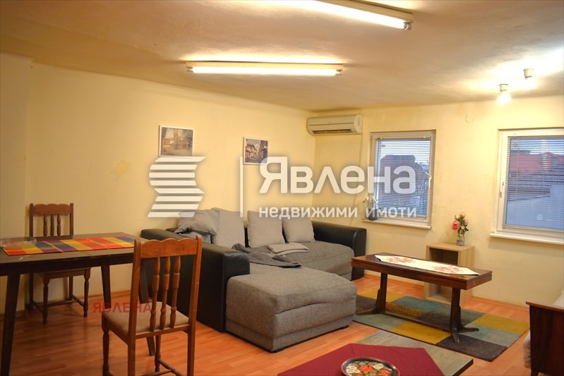 Под наем 3-СТАЕН, град София, Център • 716 € / 1400.37 лв. • 88460270 1 — Holmes.bg Под наем 3-СТАЕН, град София, Център • 716 € / 1400.37 лв. • 88460270 1