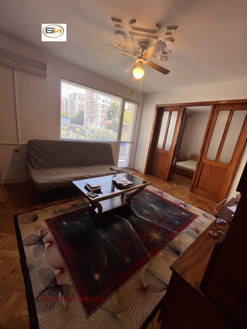 Под наем 3-СТАЕН, град Враца, Център • 450 € • 68845461 1 — Holmes.bg Под наем 3-СТАЕН, град Враца, Център • 450 € • 68845461 1