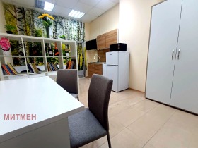 АТЕЛИЕ, ТАВАН, 30 m2 - Holmes.bg АТЕЛИЕ, ТАВАН, 30 m2