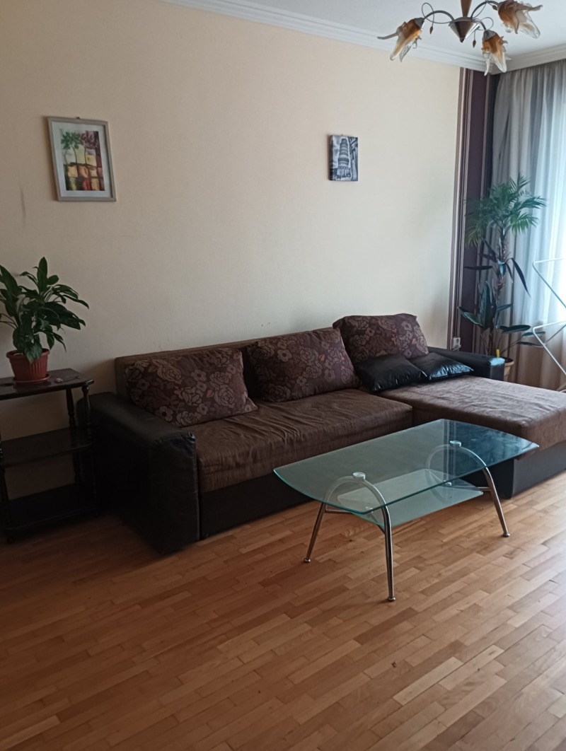 Под наем 2-СТАЕН, град София, Гео Милев • 550 € / 1075.71 лв. • 13621448 1 — Holmes.bg Под наем 2-СТАЕН, град София, Гео Милев • 550 € / 1075.71 лв. • 13621448 1