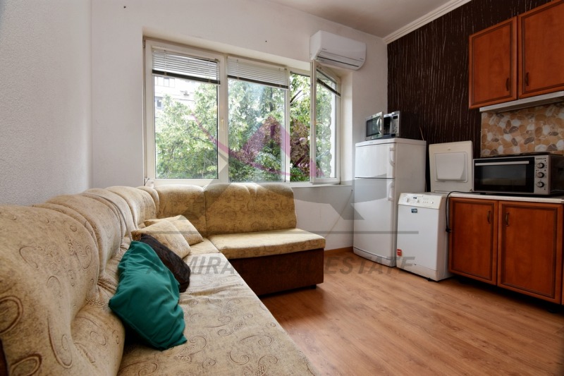 Под наем 2-СТАЕН, град Варна, Център • 350 € / 684.54 лв. • 26325884 1 — Holmes.bg Под наем 2-СТАЕН, град Варна, Център • 350 € / 684.54 лв. • 26325884 1