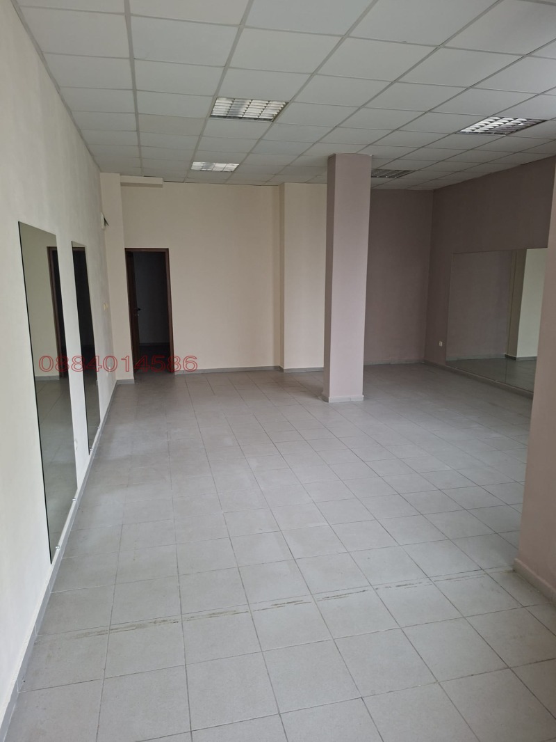 Под наем МАГАЗИН, град София, Люлин 3 • 600 € • 31396131 1 — Holmes.bg Под наем МАГАЗИН, град София, Люлин 3 • 600 € • 31396131 1