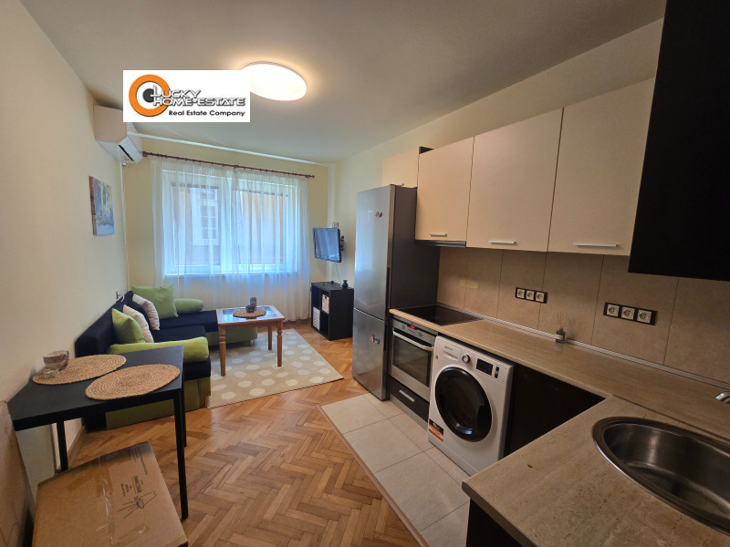 Под наем 3-СТАЕН, град София, Лозенец • 650 € / 1271.29 лв. • 11296657 1 — Holmes.bg Под наем 3-СТАЕН, град София, Лозенец • 650 € / 1271.29 лв. • 11296657 1