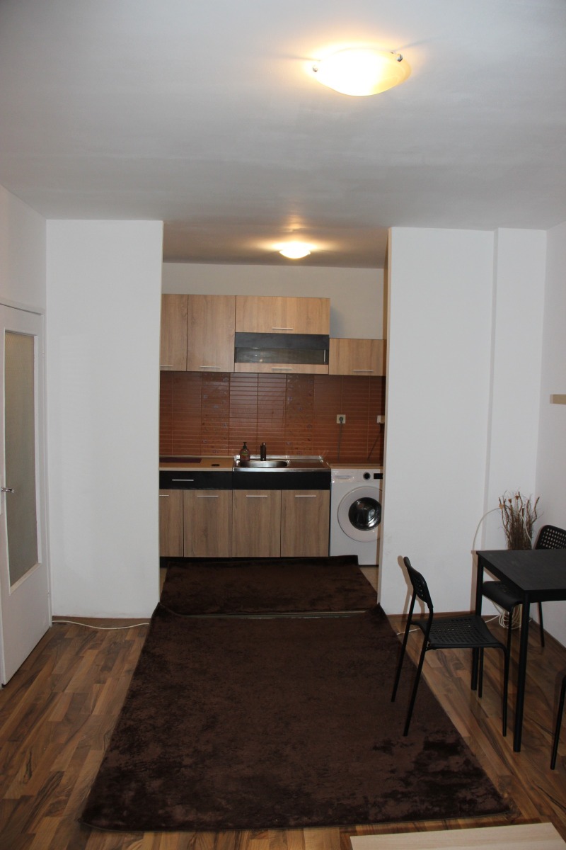 Под наем 2-СТАЕН, град София, Зона Б-5 • 450 € / 880.12 лв. • 73788563 1 — Holmes.bg Под наем 2-СТАЕН, град София, Зона Б-5 • 450 € / 880.12 лв. • 73788563 1