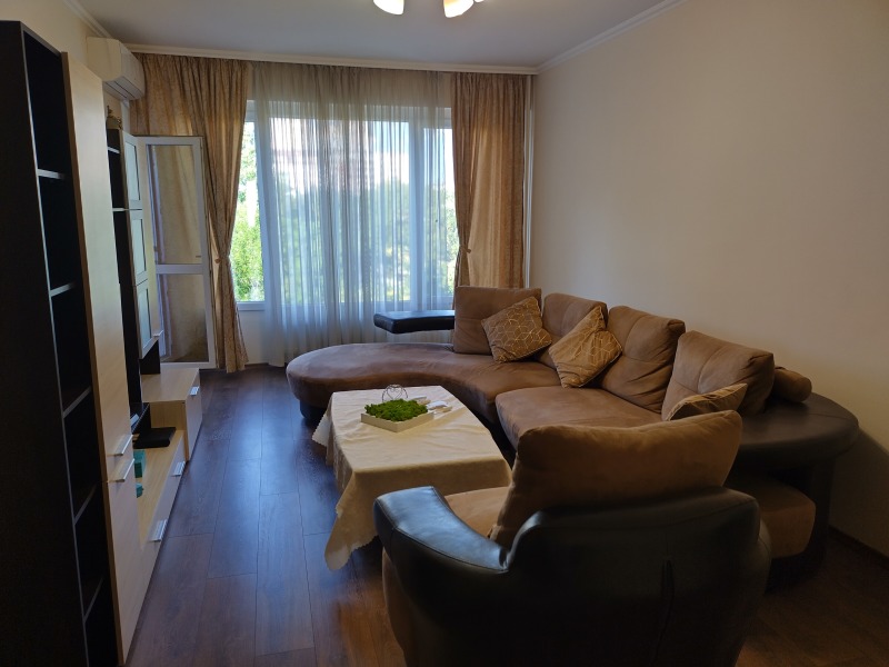 Под наем 3-СТАЕН, град София, Младост 1 • 700 € • 14487371 1 — Holmes.bg Под наем 3-СТАЕН, град София, Младост 1 • 700 € • 14487371 1