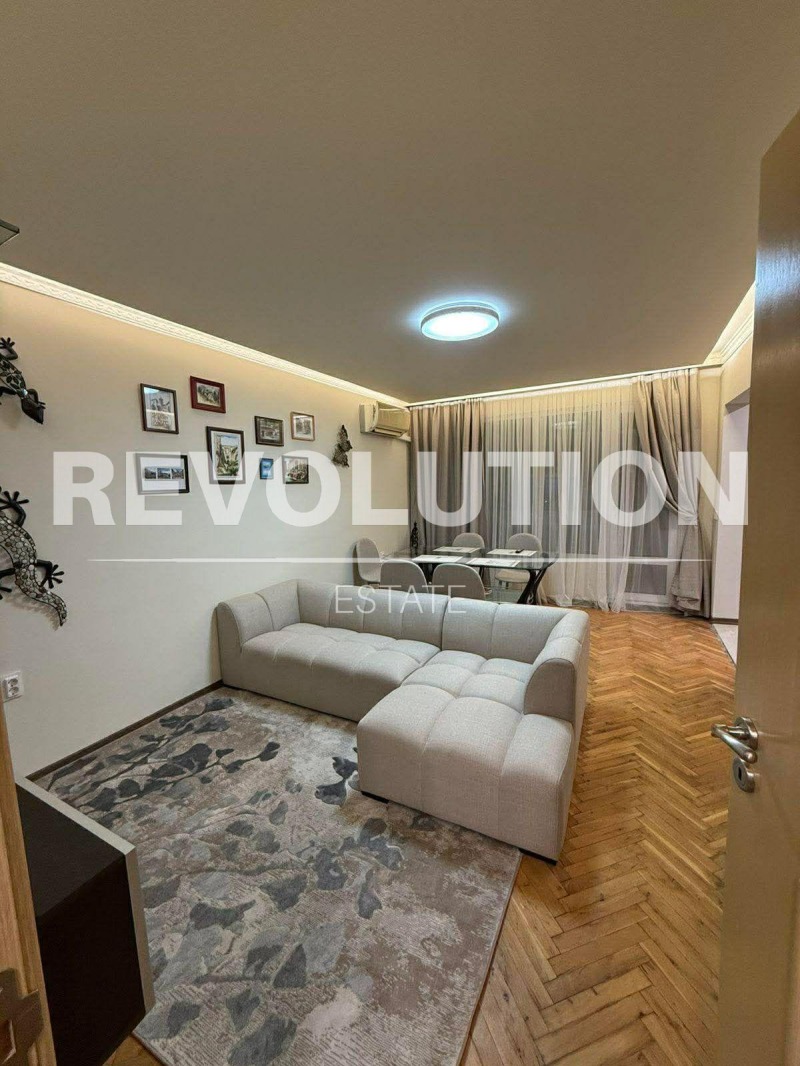 Под наем 3-СТАЕН, град Варна, Зимно кино Тракия • 600 € / 1173.50 лв. • 41815649 1 — Holmes.bg Под наем 3-СТАЕН, град Варна, Зимно кино Тракия • 600 € / 1173.50 лв. • 41815649 1