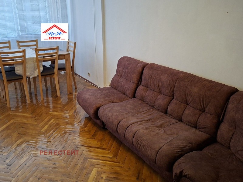 Под наем 3-СТАЕН, град Плевен, Дружба 4 • 380 € • 23811415 1 — Holmes.bg Под наем 3-СТАЕН, град Плевен, Дружба 4 • 380 € • 23811415 1