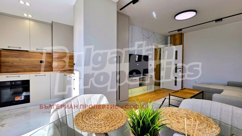 Под наем 3-СТАЕН, град София, Бъкстон • 1100 € / 2151.41 лв. • 47983432 1 — Holmes.bg Под наем 3-СТАЕН, град София, Бъкстон • 1100 € / 2151.41 лв. • 47983432 1