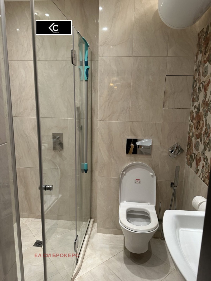 Продава 4-СТАЕН, гр. София, Света Троица, снимка 15 - Апартаменти - 52587952