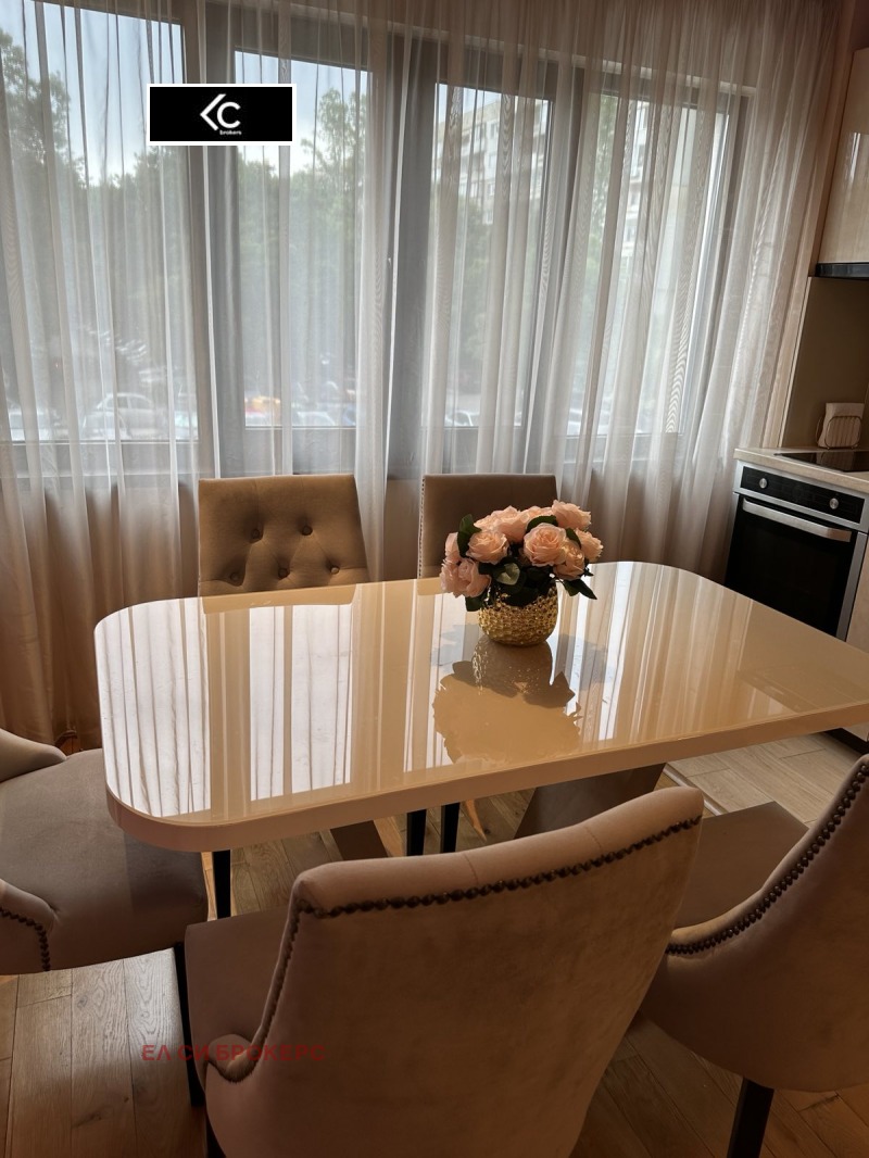 Продава 4-СТАЕН, гр. София, Света Троица, снимка 12 - Апартаменти - 52587952