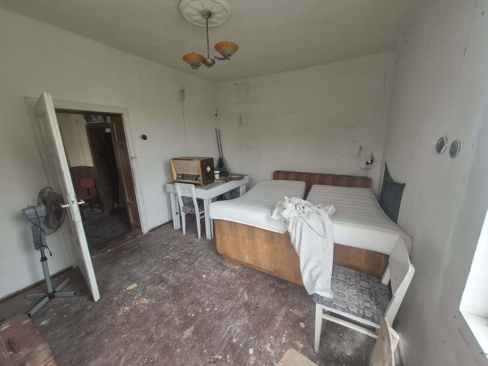 Продава КЪЩА, с. Телиш, област Плевен, снимка 9 - Къщи - 54375960