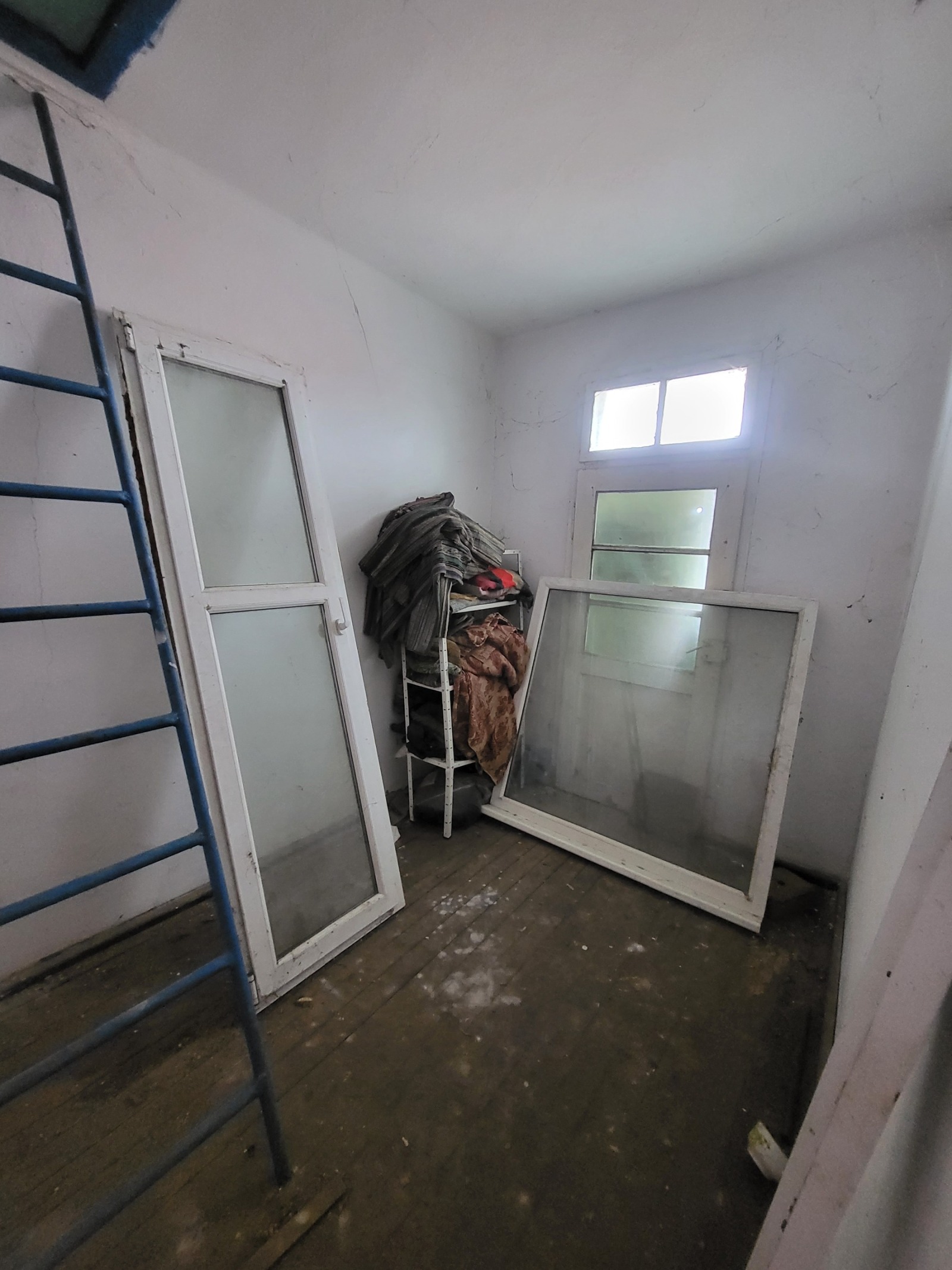 Продава КЪЩА, с. Телиш, област Плевен, снимка 11 - Къщи - 54375960