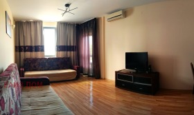 1 bedroom k.k. Zlatni pyasatsi, Varna