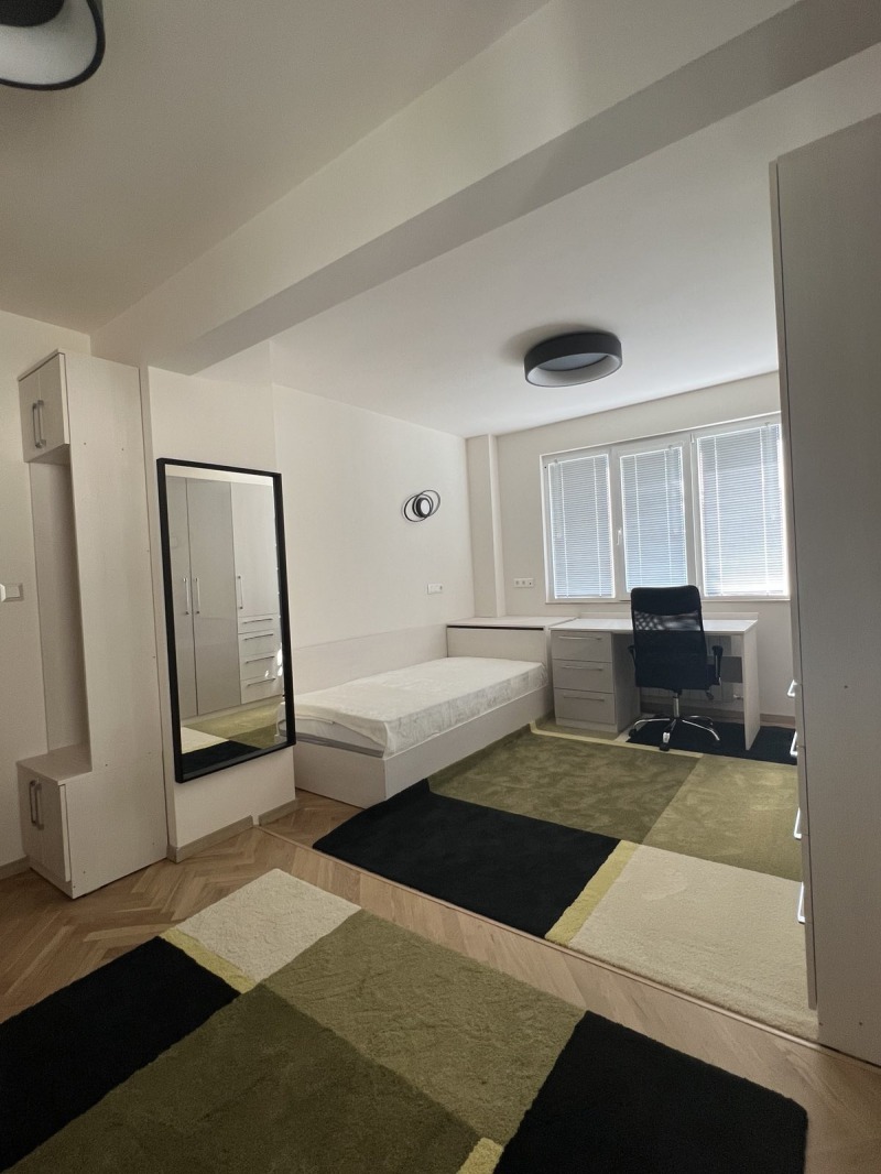 Продава  Многостаен град Плевен , Идеален център , 125 кв.м | 10615135 - изображение [7]