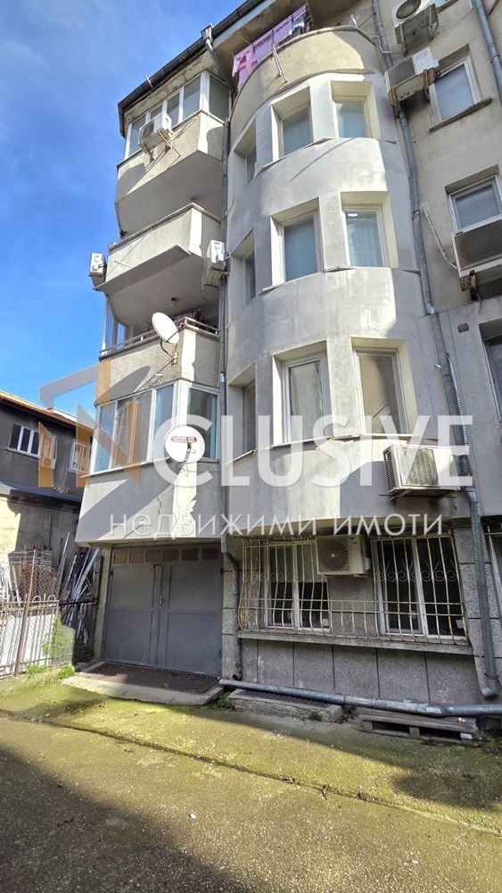 Продава 3-СТАЕН, гр. Варна, Централна поща