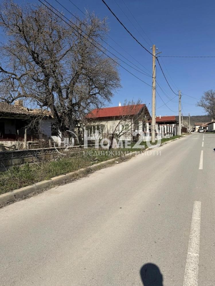 Продава КЪЩА, гр. Суворово, област Варна, снимка 3 - Къщи - 54192156
