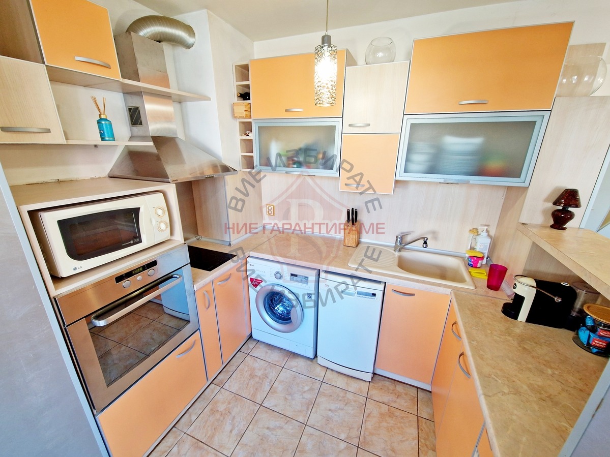 Продава 4-СТАЕН, гр. Варна, Цветен квартал, снимка 3 - Апартаменти - 54303029