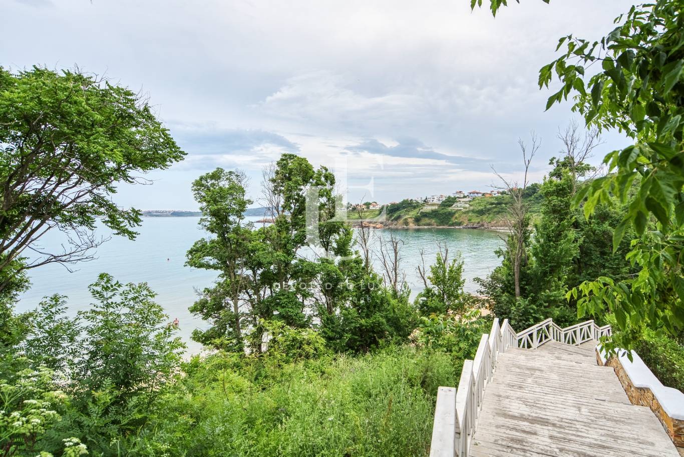 Продава КЪЩА, гр. Черноморец, област Бургас, снимка 2 - Къщи - 46976496