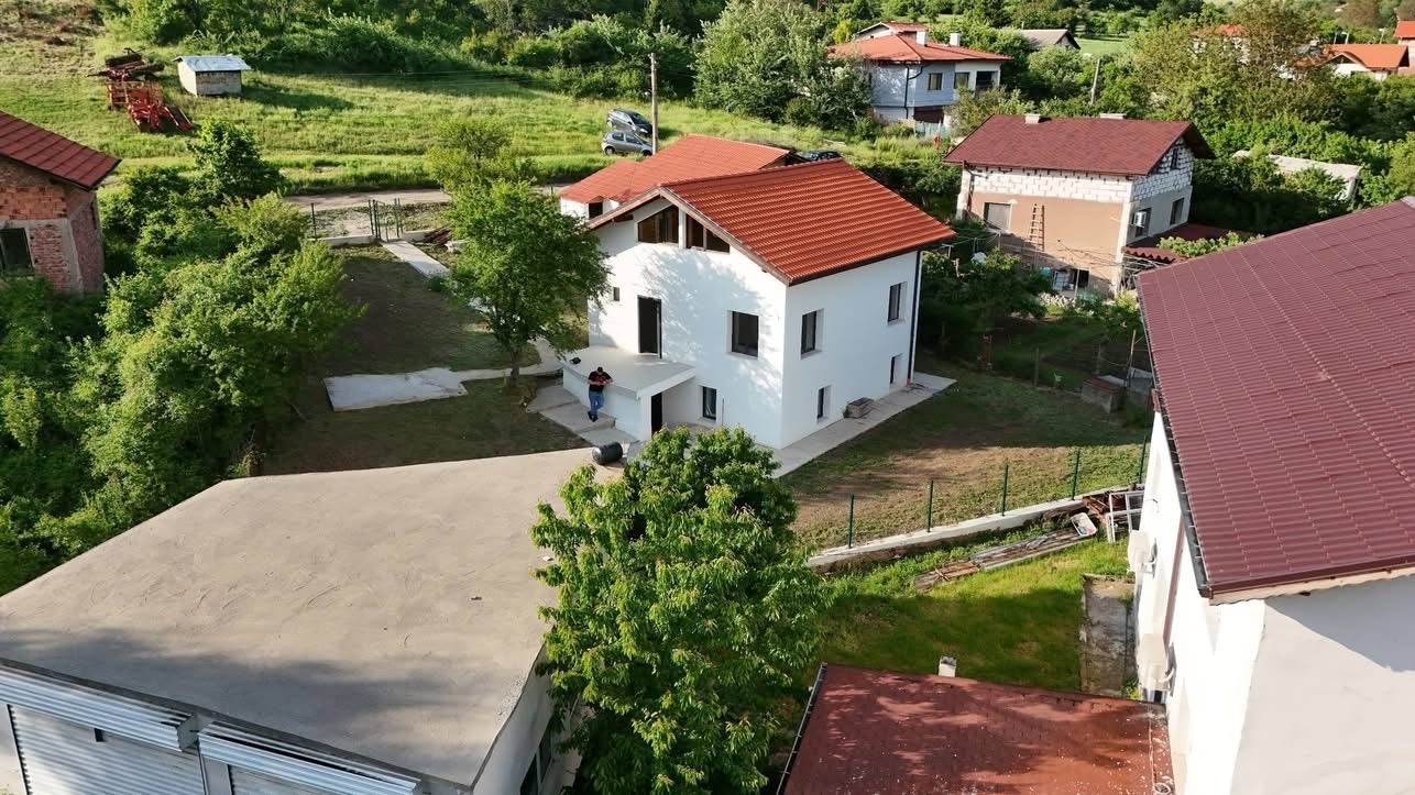 Продава КЪЩА, с. Драгичево, област Перник