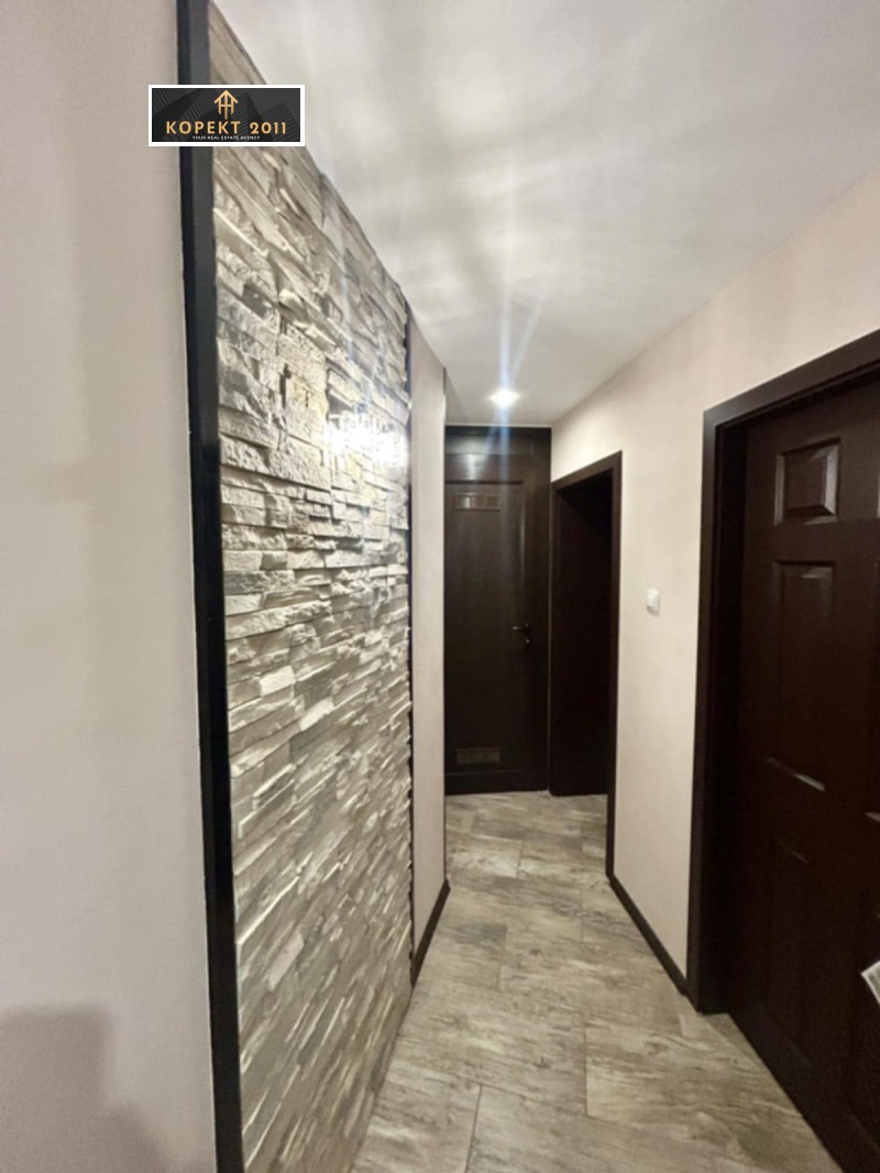 Продава 3-СТАЕН в град Русе, Център - 84 кв.м / 179 000 € » 350 093.57 лв., КОРЕКТ 2011 РУСЕ ЕООД