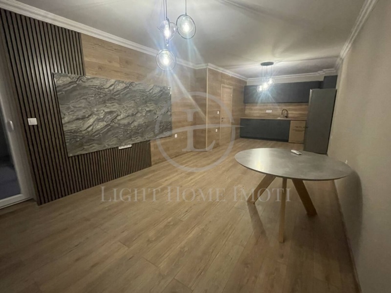 À venda  1 quarto Plovdiv , Ostromila , 70 m² | 65839092