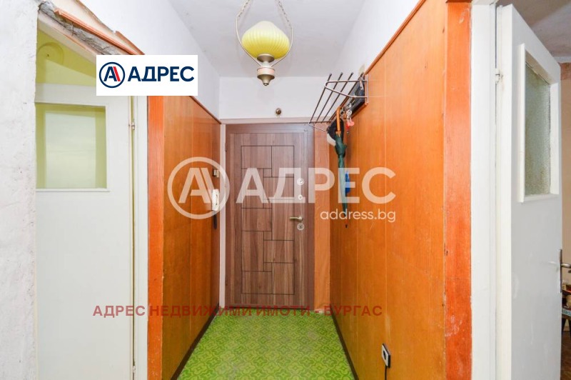 Продава 2-СТАЕН, гр. Бургас, Възраждане, снимка 2 - Апартаменти - 53007024