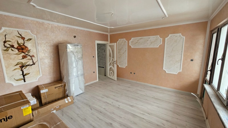 Продава 3-СТАЕН, гр. Разград, Център, снимка 13 - Апартаменти - 53594792