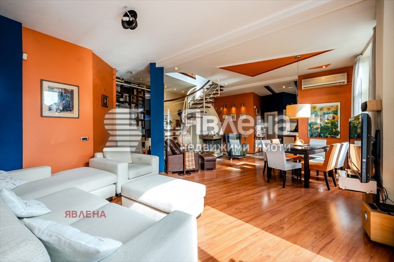 En venta  3 dormitorios Sofia , Tsentar , 102 metros cuadrados | 10258992