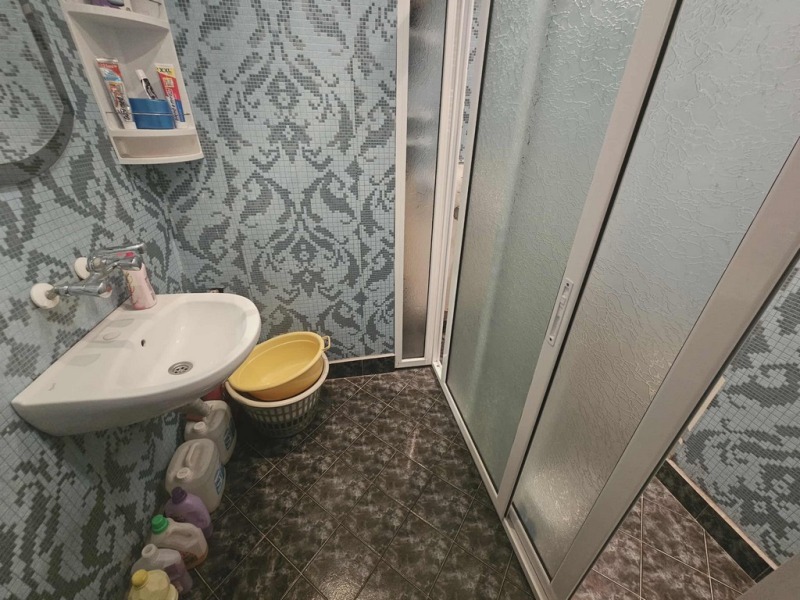 Продава  Многостаен град Кърджали , Възрожденци , 97 кв.м | 20718721 - изображение [15]