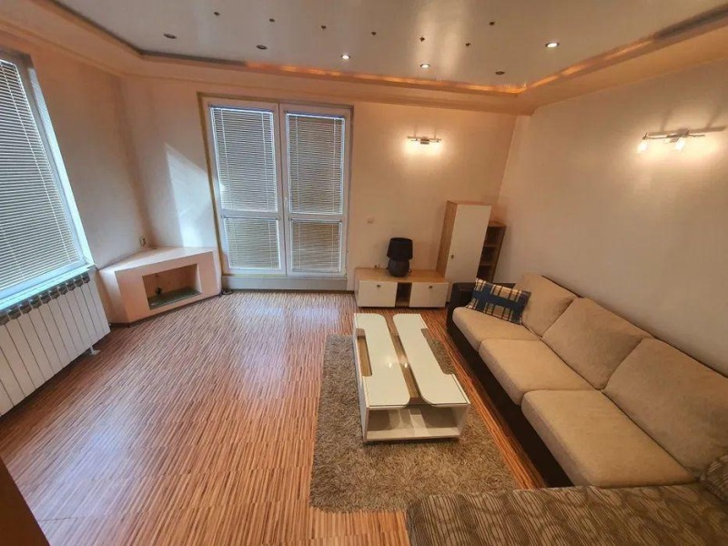 Продава МНОГОСТАЕН, гр. Варна, Колхозен пазар, снимка 3 - Апартаменти - 52661014