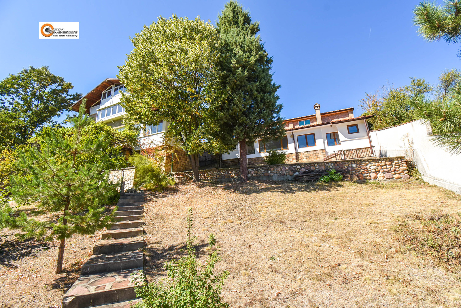 Продава КЪЩА, гр. София, гр. Банкя, снимка 2 - Къщи - 51831849