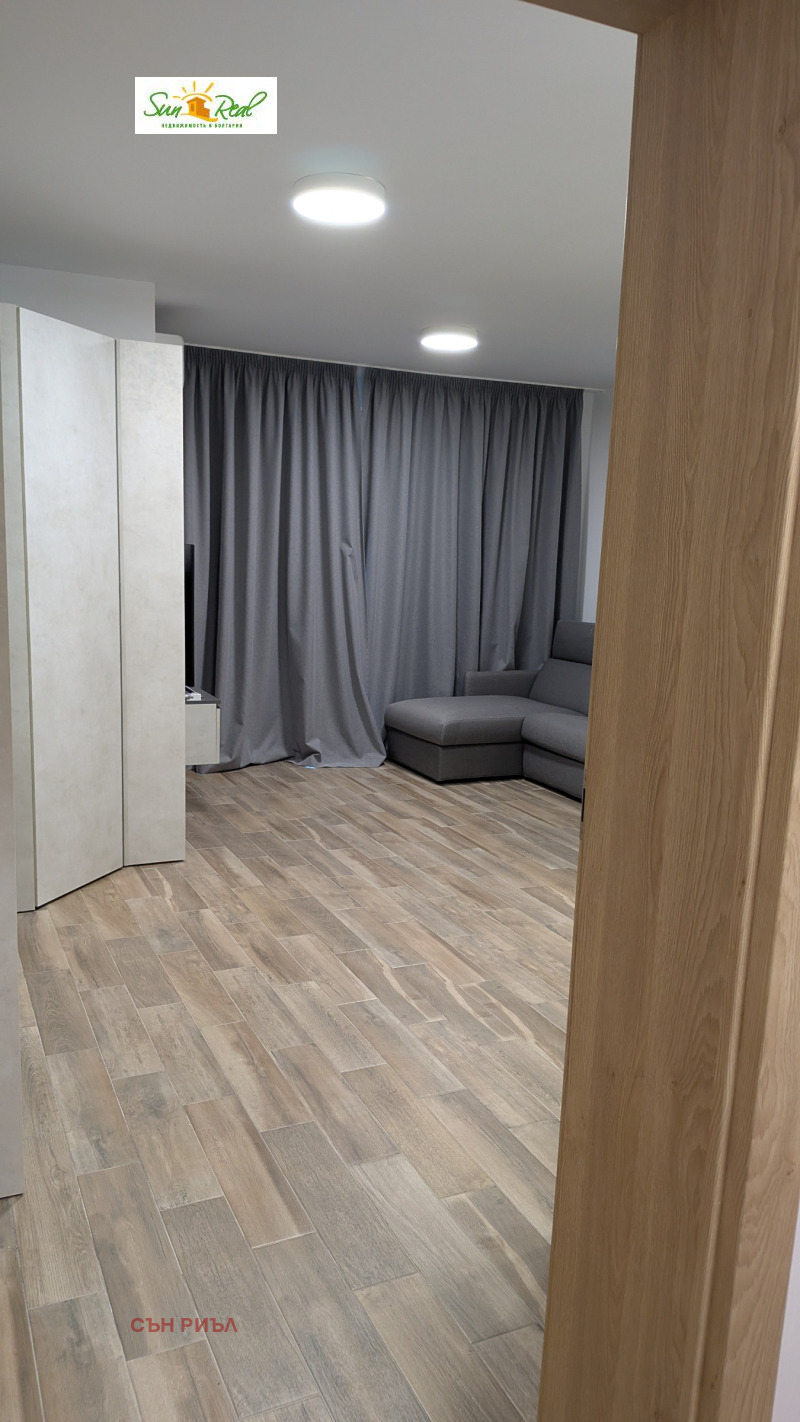 Продава 1-СТАЕН, гр. Варна, к.к. Св.Св. Константин и Елена, снимка 2 - Апартаменти - 53561296